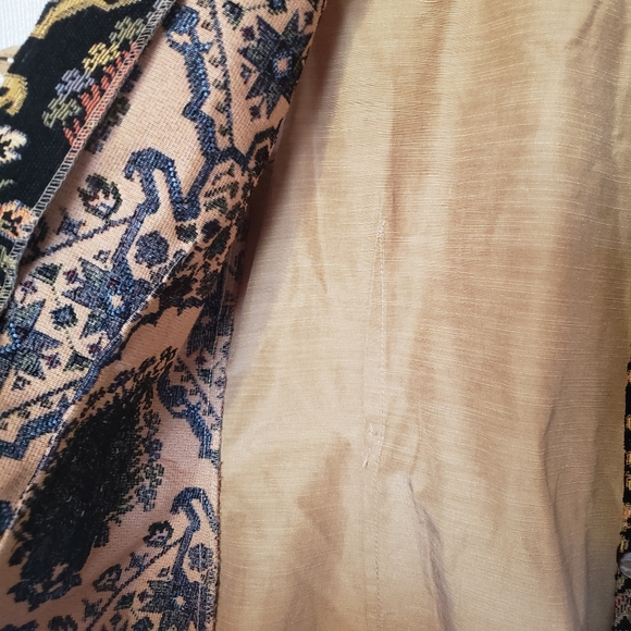 Coldwater multi color tapestry  vest size S - Picture 4 of 8